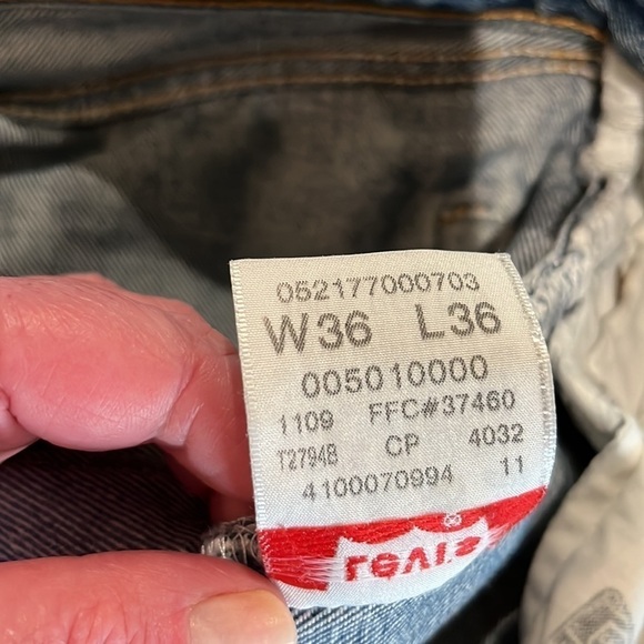 Men’s vintage 80s Levi’s 501 button fly size 36 x 36 - Picture 13 of 15